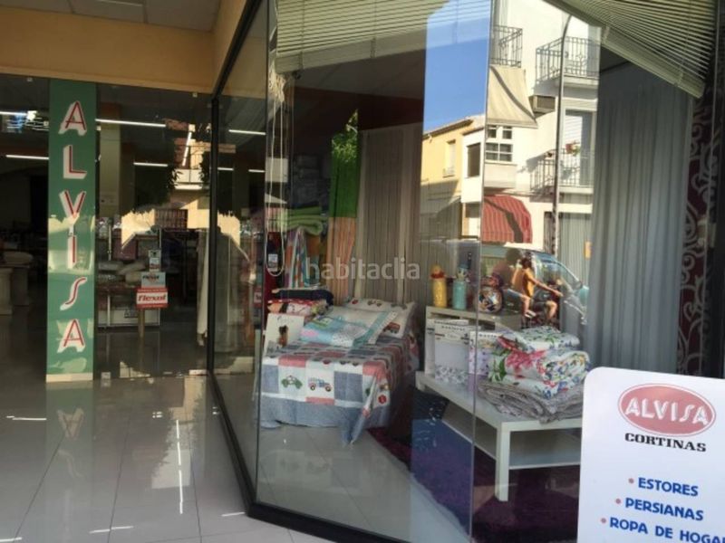 Foto b5a8884c-632c-4b2f-969e-77babf18f73e. Local comercial a Baena