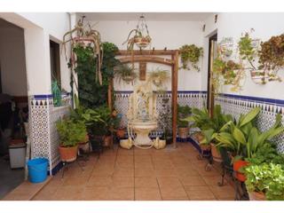 Casa a Baena. Casa de 200m2, 3 dorm, 3 baños, 2 terrazas y cochera