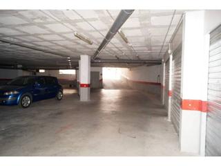 Aparcament cotxe a Baena. Parking por solo 9.500 en zona de dificil aparcamiento !!!!