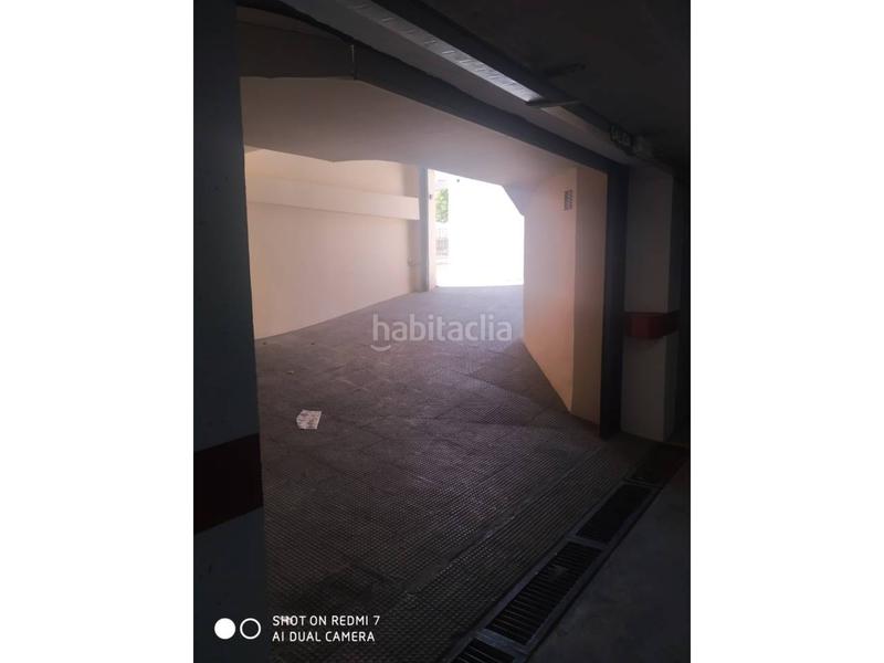 Foto d209249b-af61-471c-a3d2-b773bc76499b. Parking coche garaje en venta en Baena
