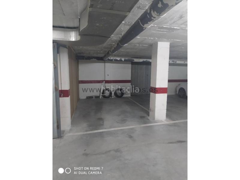 Foto b6e38d0a-947e-48d1-97d1-9c8eb9925de3. Parking coche garaje en venta en Baena