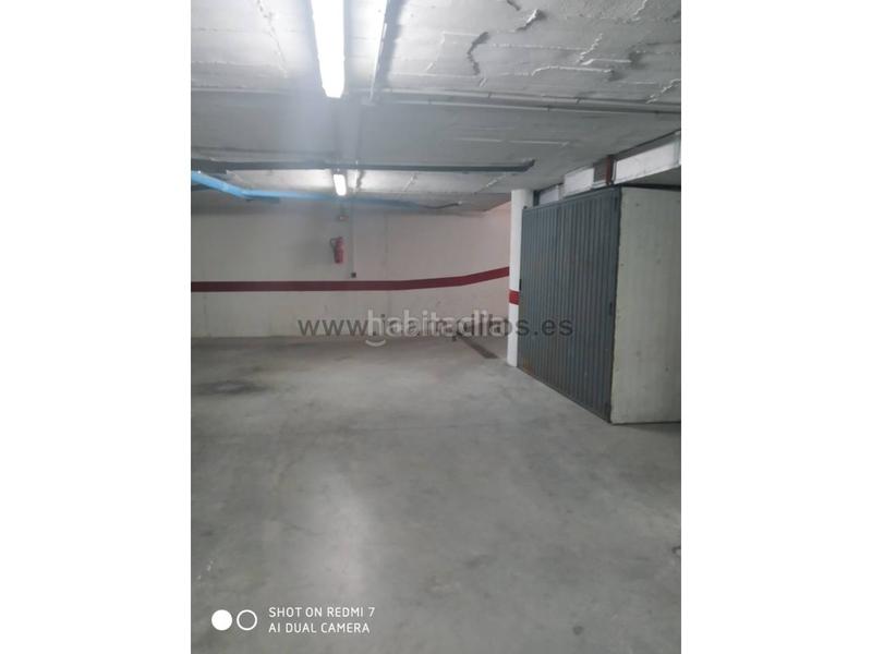 Foto e4ea6179-e47d-4deb-846a-5f46ac83afcf. Parking coche garaje en venta en Baena