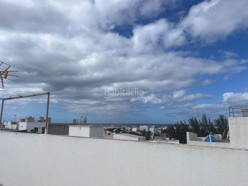 Foto fcb9aac9-825f-4a3f-95f0-515bc29e77b2. Edifici a Valterra - Altavista Arrecife