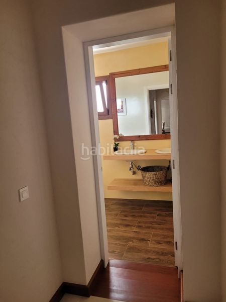 Foto 4e20a422-af90-4aa1-b227-42c6b9d0b369. Masia amb aparcament a Tinajo