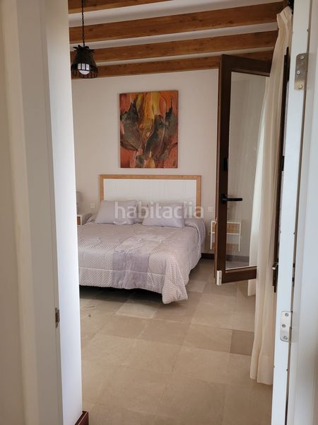 Foto 7d8fbe1e-24d0-4c52-b52b-8feed38a485a. Masia amb aparcament a Tinajo