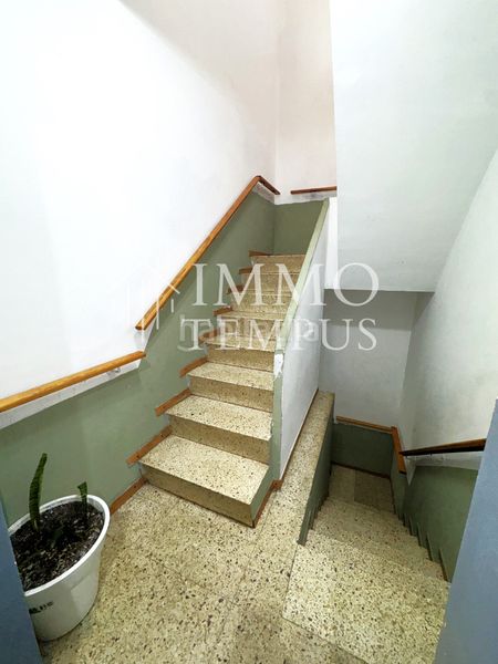 Foto aae07371-7a27-4598-903e-17ae11281bc3. Casa aparellada amb calefacció aparcament a Sant Pere Nord Terrassa
