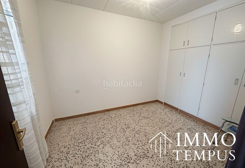 Foto 645f8fa9-2729-40cd-92fd-8bc90d2996fd. Casa amb xemeneia aparcament a Egara Terrassa