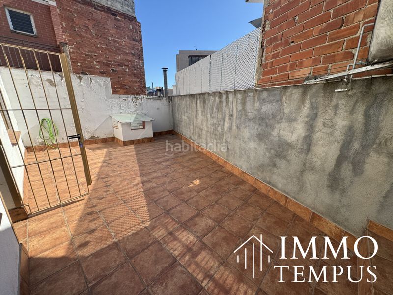 Foto c161df0b-2058-46e5-b887-ce3f7e46209d. Casa amb xemeneia aparcament a Egara Terrassa