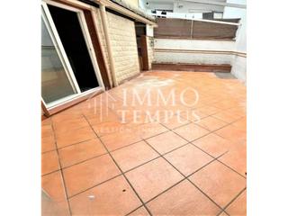 Piso  Josep trueta. Planta baja alquilada en venta en el centro.