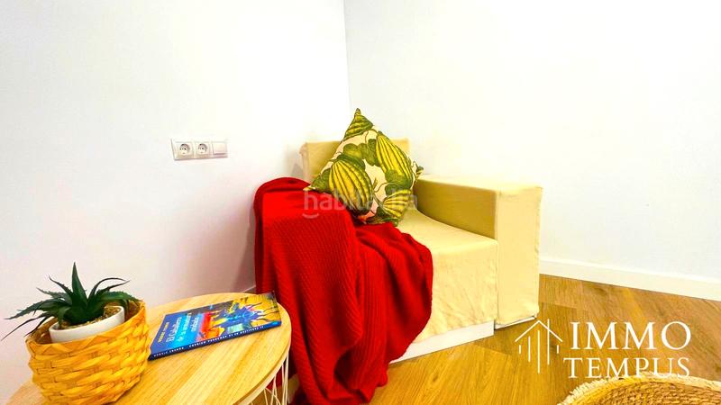 Foto 5e04d427-425a-4632-967c-58cfdf2f7b55. Pis amb calefacció a Plaça Catalunya - Escola Industrial Terrassa