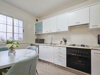 Semi detached house  Avinguda de l'enlla�. Casa en venta sant cugat