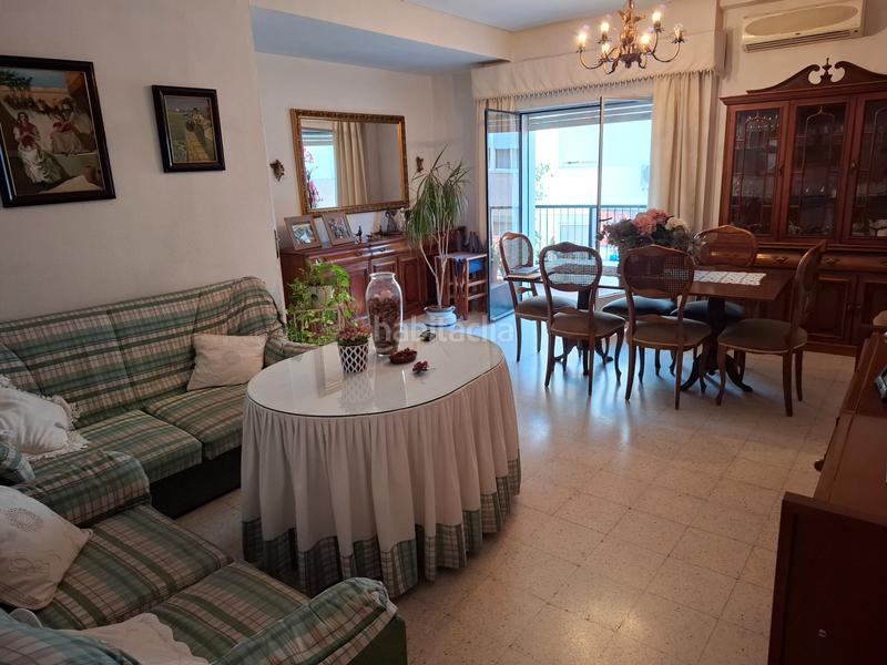 Foto d87e887e-e0d8-4f6c-aabe-e71d467441c9. Pis a Los Remedios Sevilla