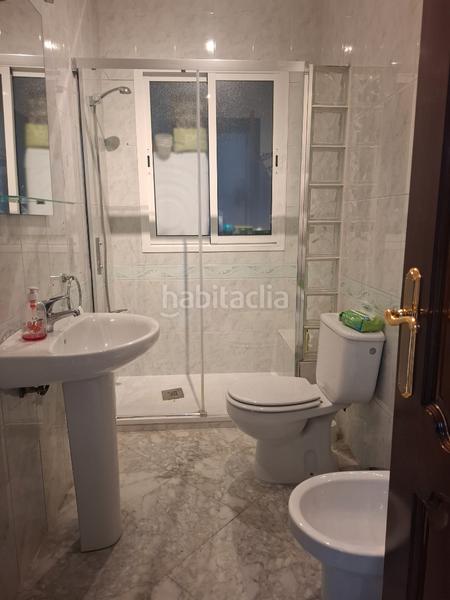 Foto 87573dec-ae57-4af6-890f-b112dc292598. Haus mit parking in Viso del Alcor (El)