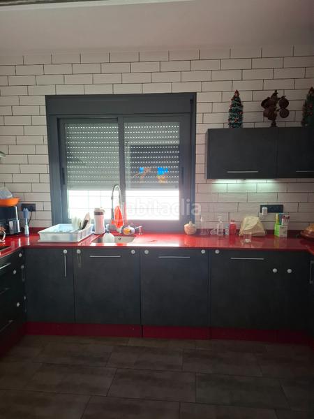 Foto 180be6ea-a30b-442e-aa12-30226b203fd4. Casa gran casa en Rociana del Condado