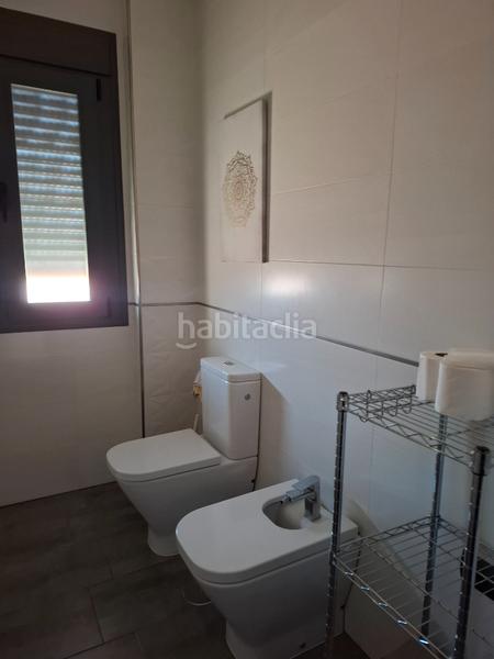 Foto aae1b9f6-395f-41d3-afff-ff433c0b8477. Casa gran casa en Rociana del Condado