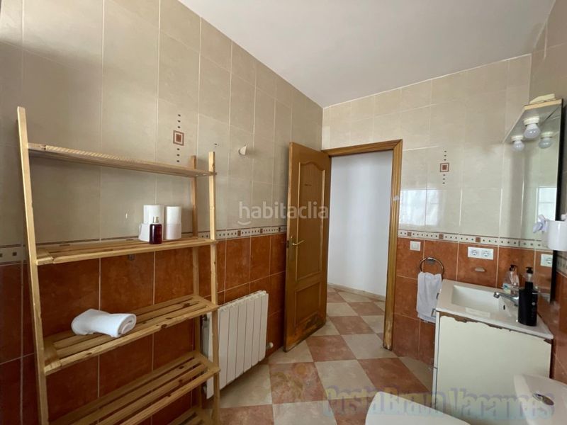 Foto aa4410e9-3d9f-4a2d-9443-02a72ddde104. Casa a avinguda mil·lenni 30 a Lloret Residencial - Montlloret Lloret de Mar