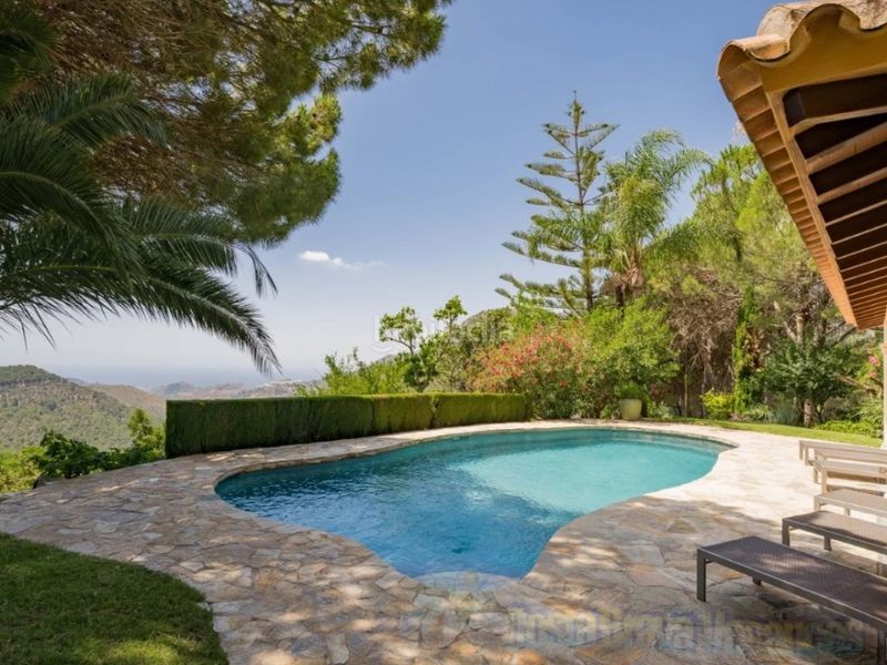 Foto 36319451-1ec1-4ac5-afde-99ca6af5bcab. Casa a Ojén pueblo Ojén