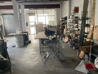 Local Comercial a Calle Alhambra