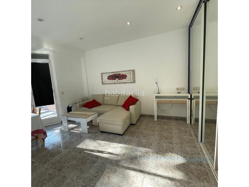 Foto 187db4d7-09cc-4296-abe3-37614272d990. Apartament amb aparcament a Fenals Lloret de Mar