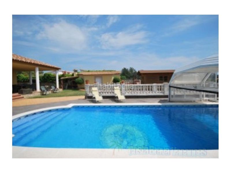 Foto 99578488-80fc-4108-b402-3555eb04d71e. Casa a Aiguaviva Parc Vidreres