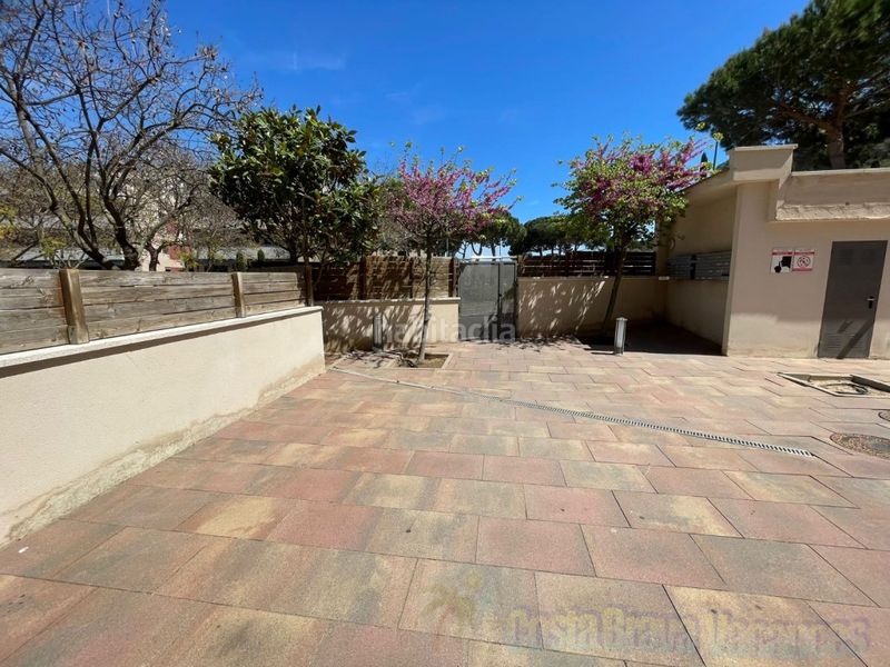 Foto 621f5736-b5e5-4186-9bc6-bf0b5434960e. Piso vivir en el paraíso es posible! descubre este maravilloso apartamento planta baja , 2 habs. en el exclusivo complejo de santa clot en Lloret de Mar