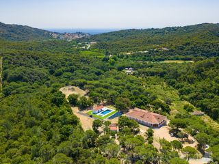 Rent House  Diseminados afueras. Residencia exclusiva, ideal para largas estancias