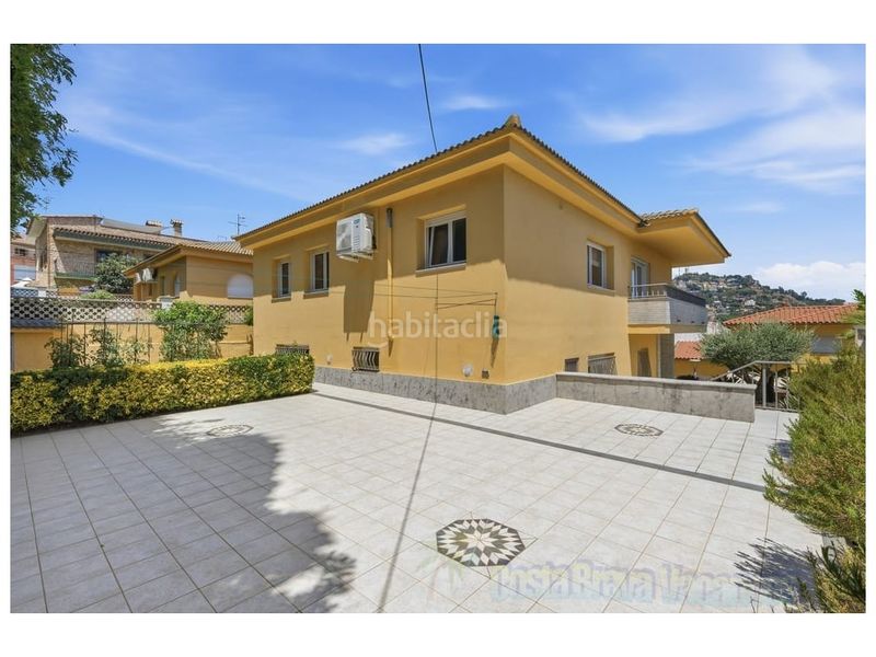 Foto 26203b96-6d88-45a1-aed2-a636ebd40edc. Casa a Centre Blanes