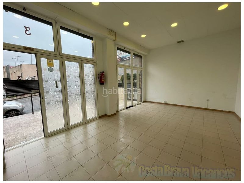Foto 7c3ebd95-80e2-4d5e-a190-5b6e4ee89aba. Local comercial a Fenals Lloret de Mar