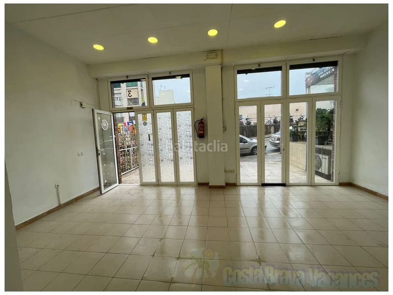Foto bb746d70-5bf8-459a-96fd-b18f232385f8. Local comercial a Fenals Lloret de Mar