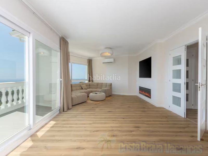 Foto b684eb9b-f555-45de-a0b1-319543f61112. Casa amb aparcament a Roca Grossa Lloret de Mar