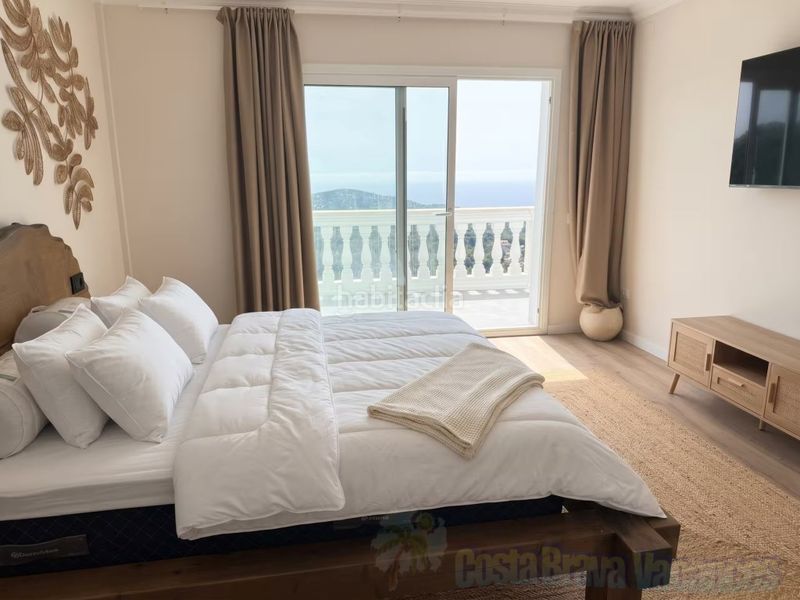 Foto e4e23979-156d-4fe7-b3f9-c3927e4a2ece. Casa amb aparcament a Roca Grossa Lloret de Mar