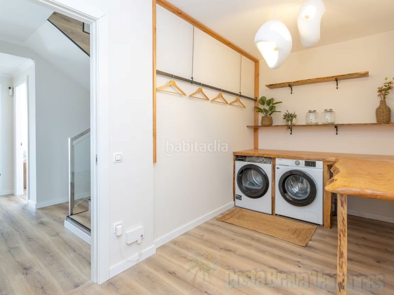 Foto fcbd2641-3448-4414-b489-527270528c2d. Casa amb aparcament a Roca Grossa Lloret de Mar