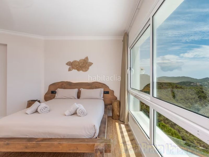Foto fe30441c-7b1c-434c-9585-fd0b50faeefa. Casa amb aparcament a Roca Grossa Lloret de Mar