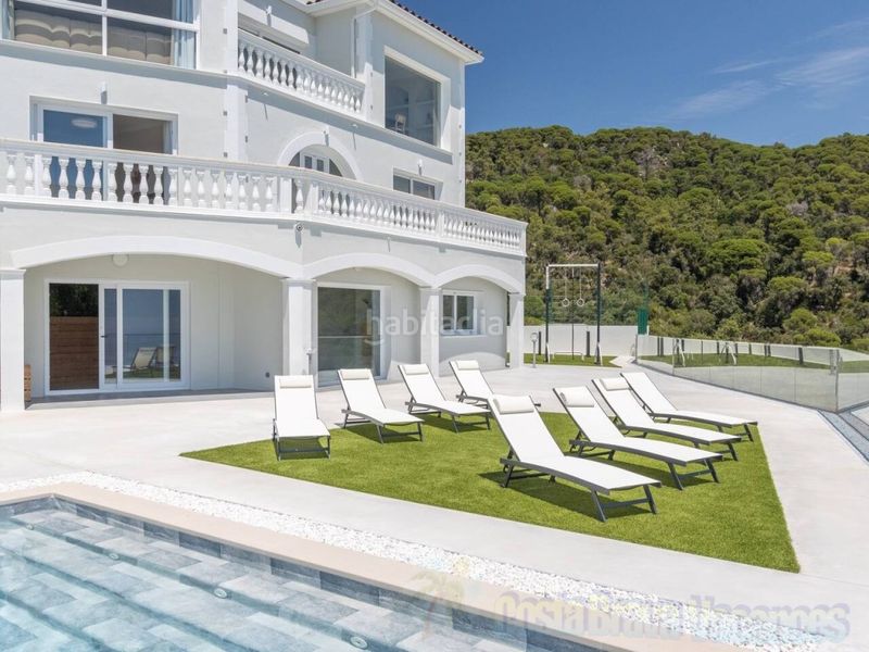Foto ff6543e8-148f-4fa8-96cf-11544aecc428. Casa amb aparcament a Roca Grossa Lloret de Mar
