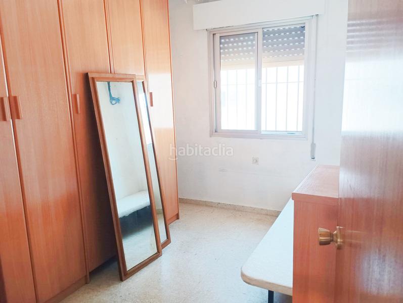 Foto 0590e65a-a9d9-461d-af38-d3c47af151bb. Semi detached house in calle fernando martín 2 in Guillena