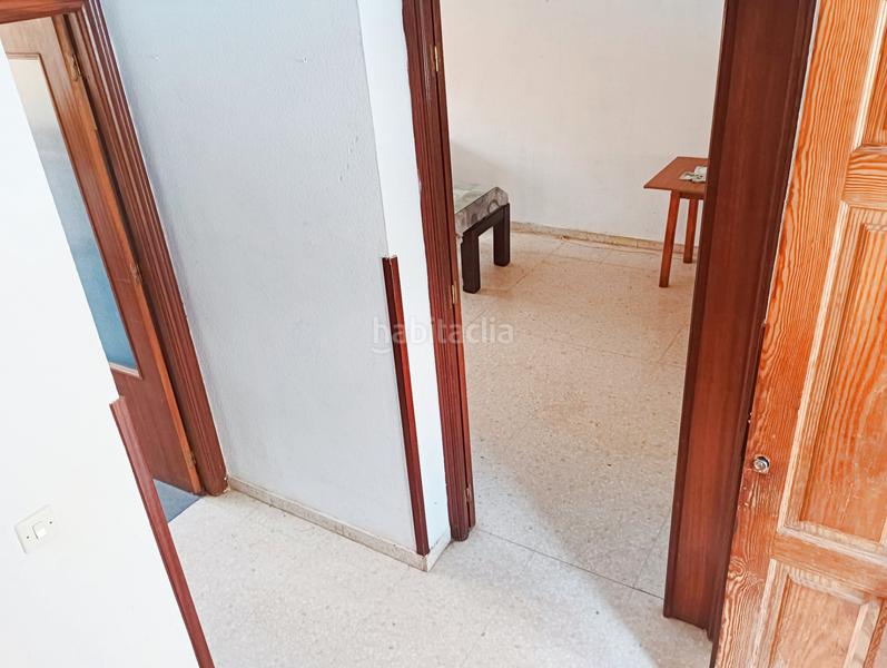 Foto 754ca273-1f1b-4941-b665-76cb9aa15a20. Semi detached house in calle fernando martín 2 in Guillena