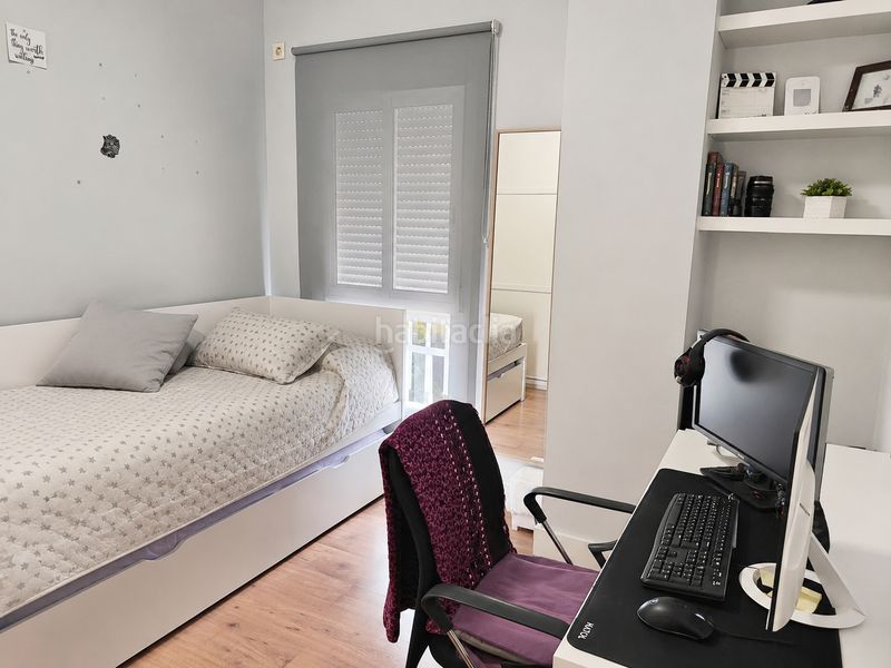 Foto 7dbee7df-4583-4896-a731-08a71d762156. Pis amb aparcament a colores - entreparques Sevilla