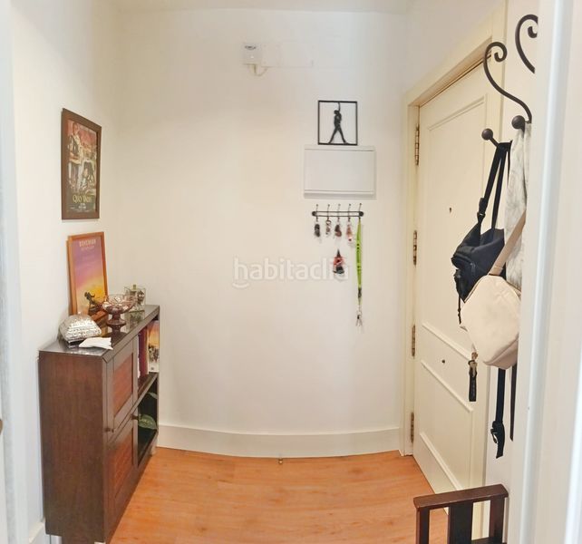 Foto a9c96895-c5ab-4a16-a0a9-cfac1bc0cf7d. Pis amb aparcament a colores - entreparques Sevilla