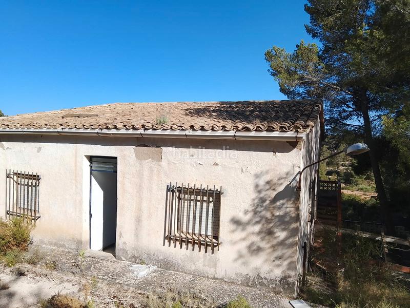 Foto 8676697b-f94a-416a-8b2b-499dc2d829ee. Finca rústica venta de casa rustica en paraje natural en Onil