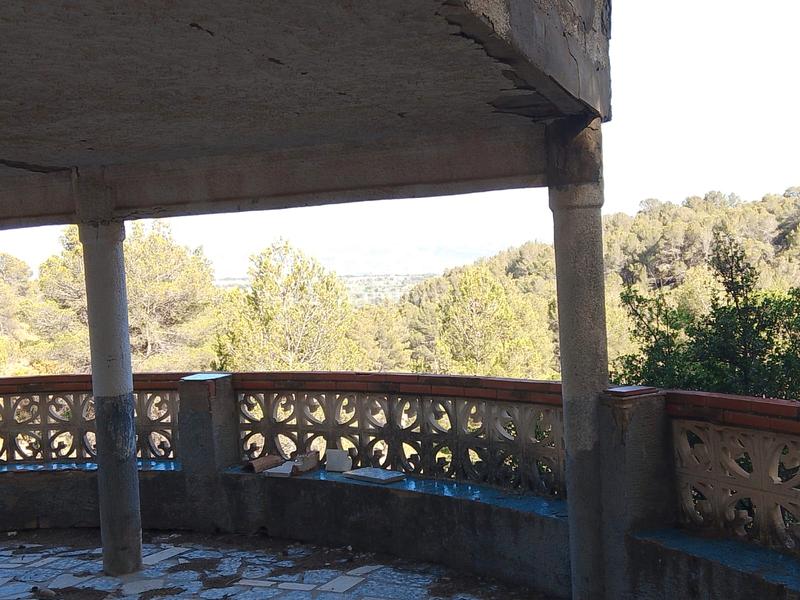 Foto afabdb54-a860-4fc5-a972-4a8bc6b44344. Finca rústica venta de casa rustica en paraje natural en Onil