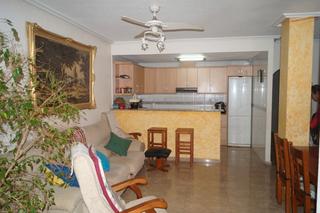 Erdgeschoss  Calle de pedro lorca. Piso en venta en las piscinas naturales