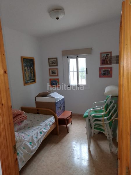 Foto 15a98a5c-e9e1-4080-805c-bf8fc56572c2. Xalet amb xemeneia aparcament a Tibi