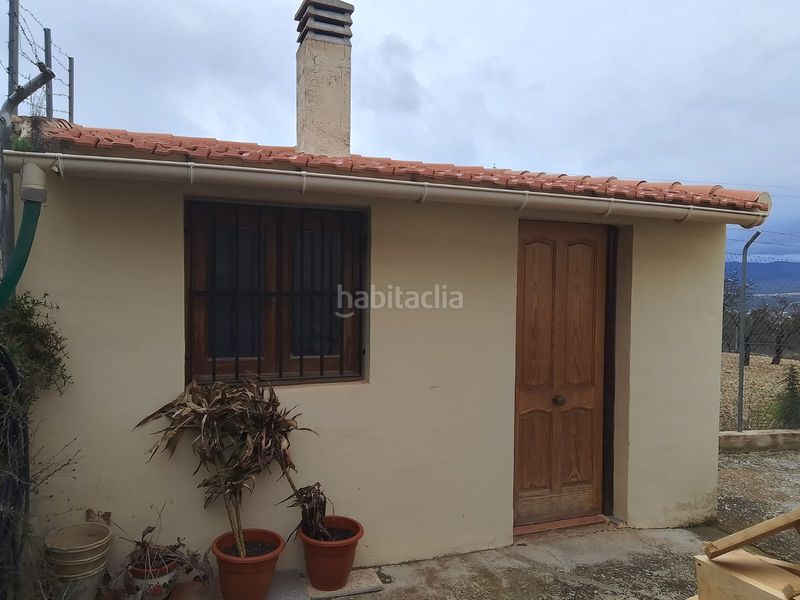 Foto 2c2ea8d8-e865-4511-a3e3-c3e8c4af823b. Xalet amb xemeneia aparcament a Tibi