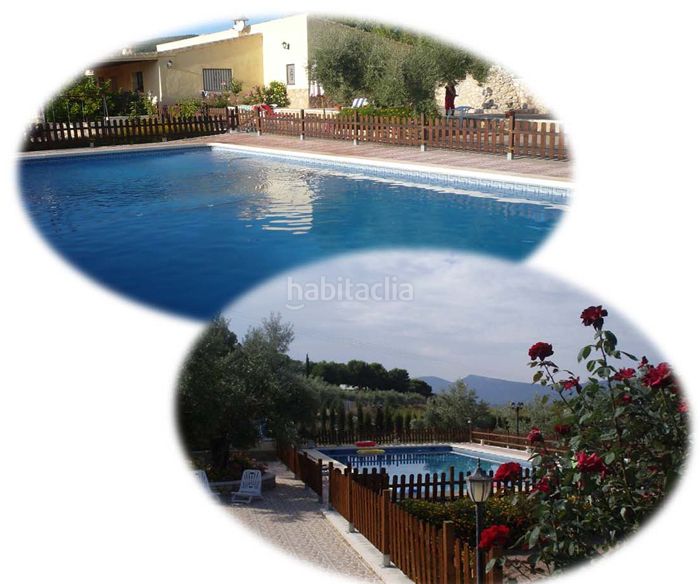 Foto 60083a43-098e-4c77-9d50-626b9925a5d6. Xalet amb xemeneia aparcament piscina a Onil