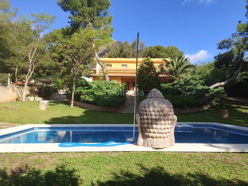Foto 48d2e38f-0d69-4d07-b83e-63fecdb6a62f. Xalet amb xemeneia aparcament piscina a Tibi