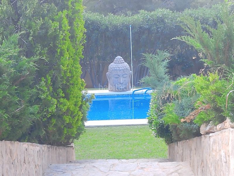 Foto 6f86a7d7-45b2-4dd4-8d56-93d1d3df1f95. Xalet amb xemeneia aparcament piscina a Tibi