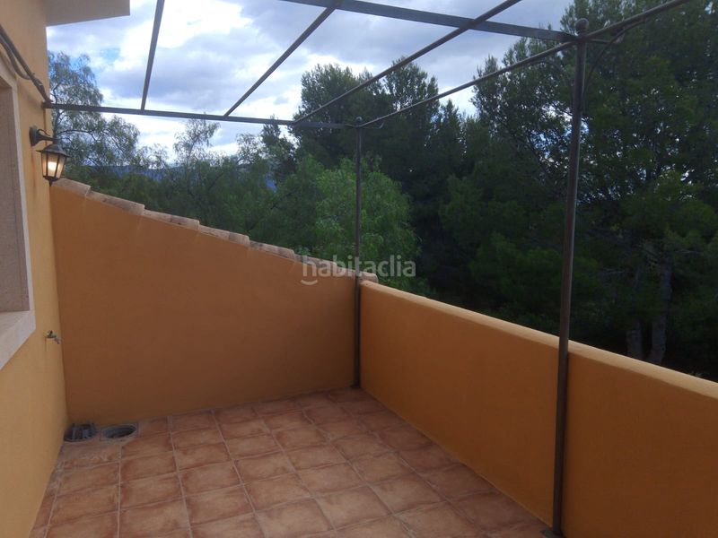 Foto dd564756-6bca-4377-81af-14eb94cc4df2. Xalet amb xemeneia aparcament piscina a Tibi