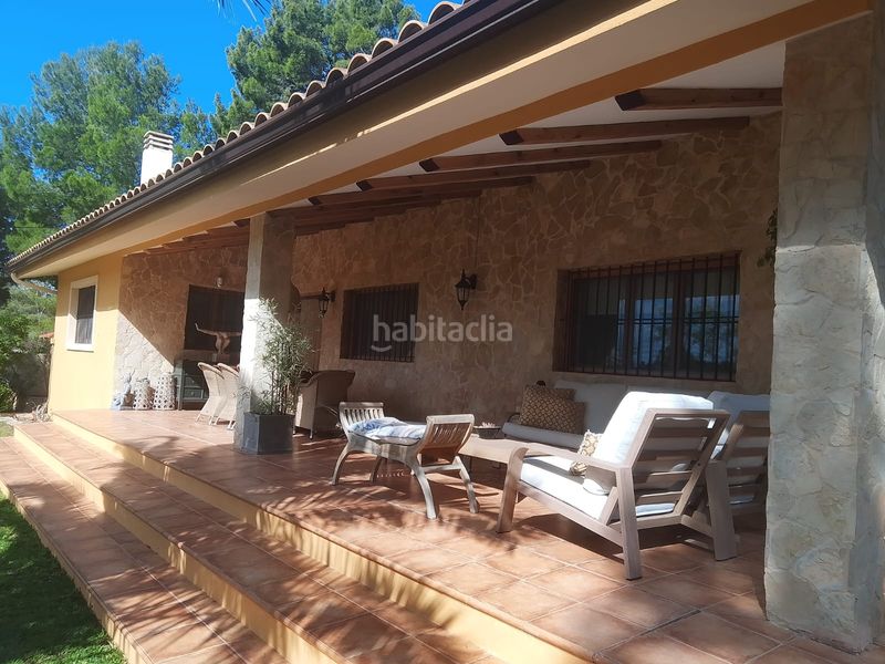 Foto f0cb147e-98b7-41da-820f-717195255153. Xalet amb xemeneia aparcament piscina a Tibi