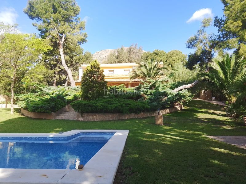 Foto ffe3a448-6755-4044-aee4-3ff19a06ae20. Xalet amb xemeneia aparcament piscina a Tibi