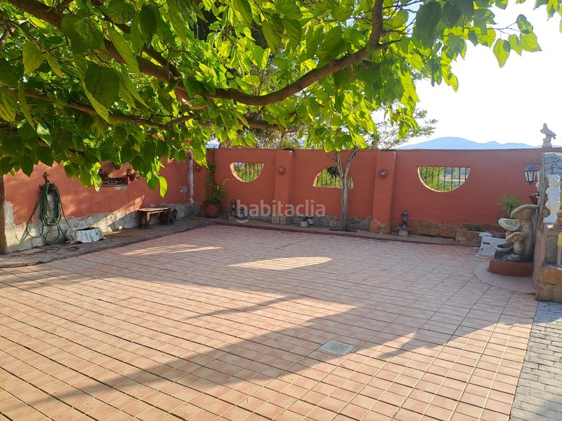 Foto 430481ca-523c-4fdb-8172-47777bd50123. Xalet amb xemeneia aparcament piscina a Castalla
